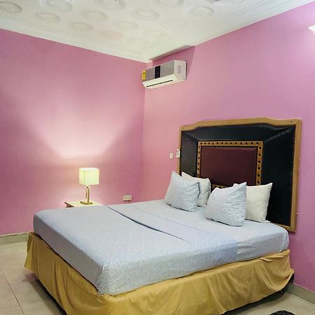 Heaven Gate Hotel Accra Buitenkant foto