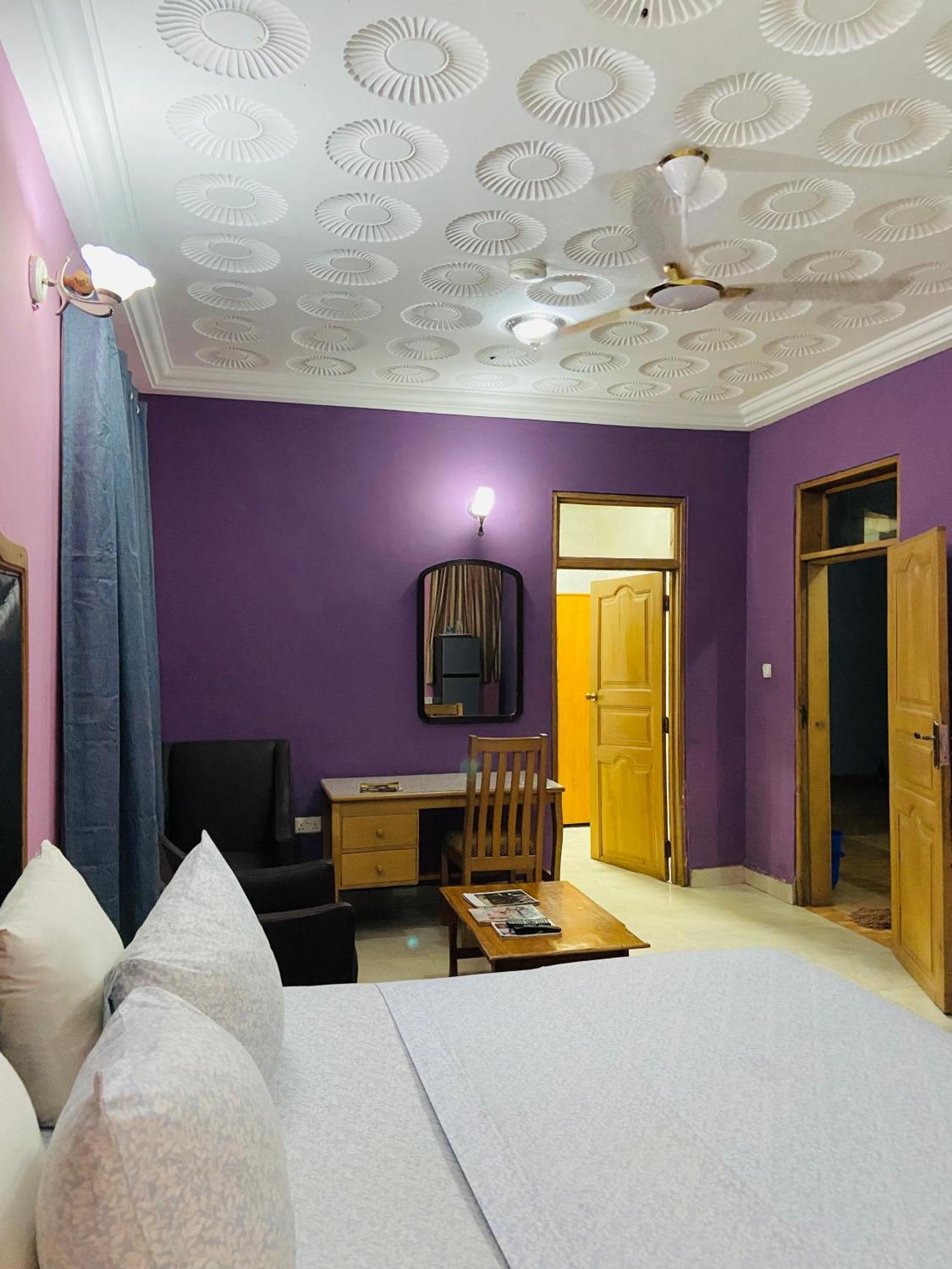 Heaven Gate Hotel Accra Buitenkant foto