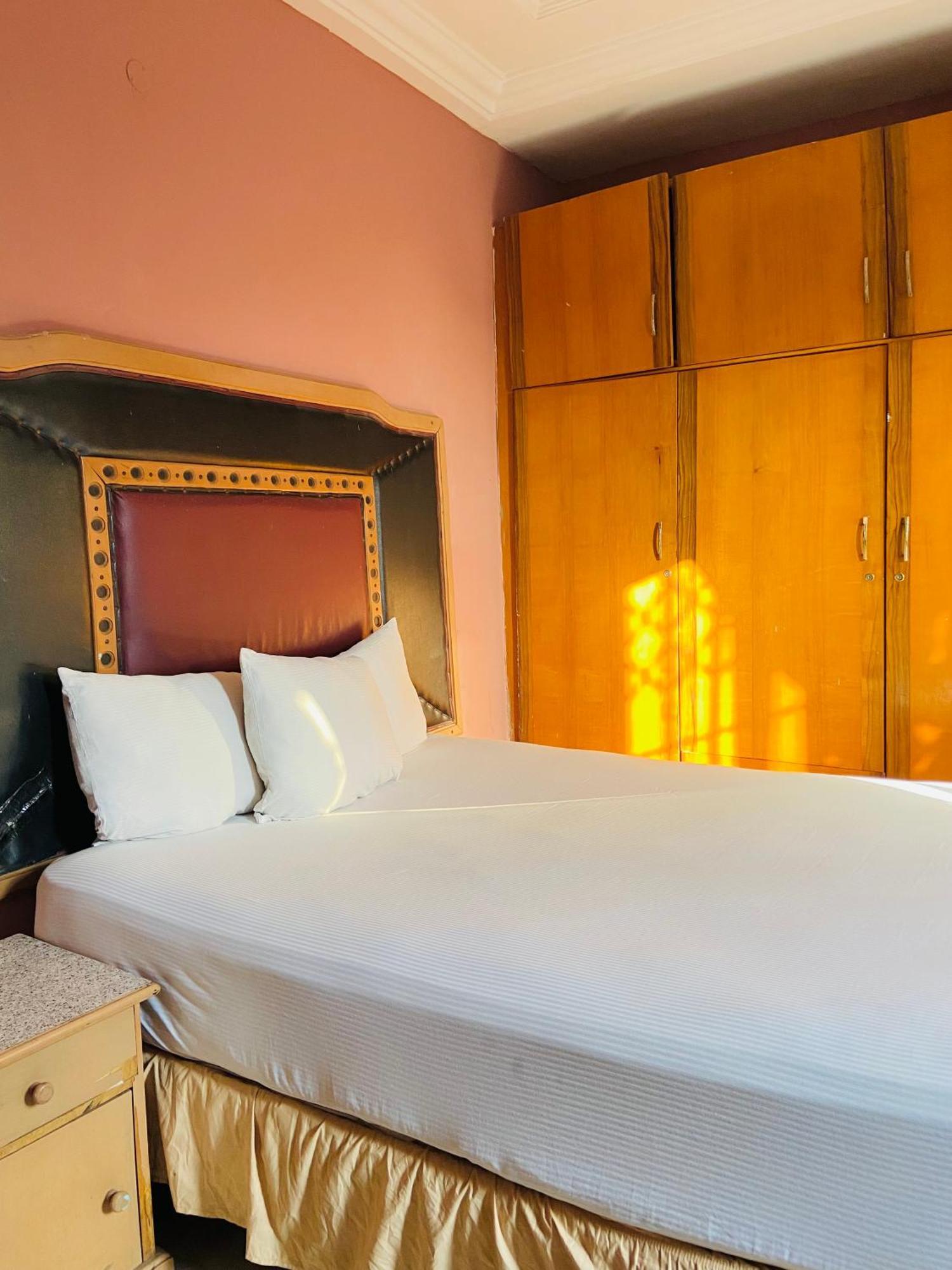 Heaven Gate Hotel Accra Buitenkant foto